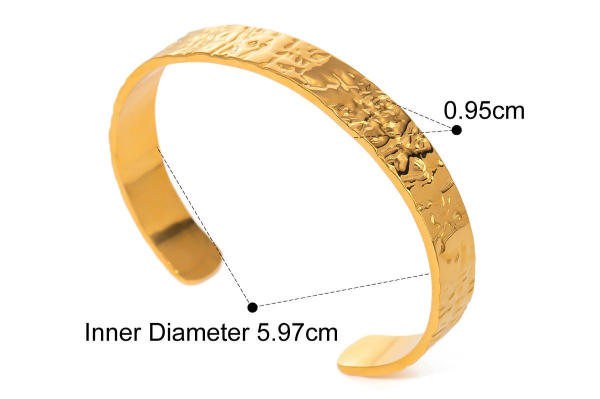 Guldpläterat Armband i Rostfritt Stål – Stilren Linjedesign